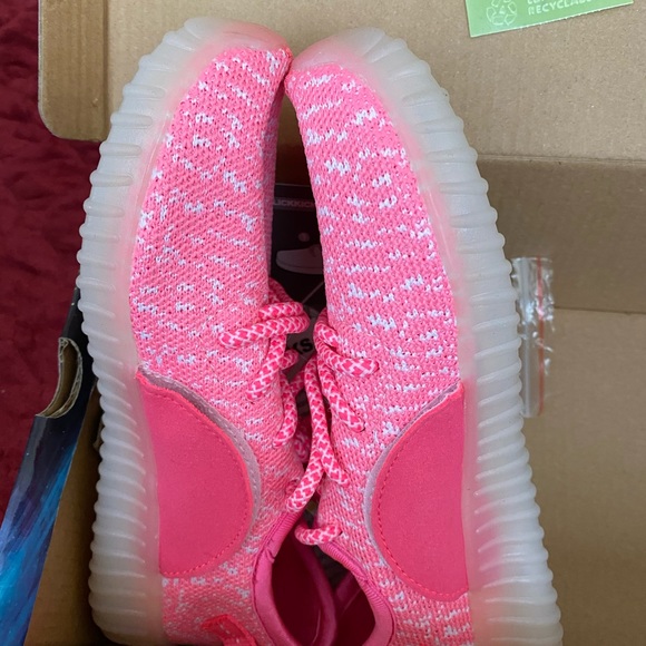 GIRL’S PRISM led light shoes SIZE#2 - Picture 4 of 8